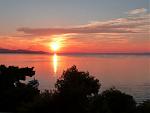 Klicke auf die Grafik fr eine grere Ansicht

Name:	Sonnenuntergang am Saronischen Golf.jpg
Hits:	384
Gre:	42,5 KB
ID:	57970