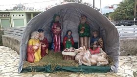 Klicke auf die Grafik für eine größere Ansicht

Name:	Weihnachtsdeko in Vrissis.jpg
Hits:	162
Größe:	180,8 KB
ID:	103866