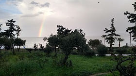 Klicke auf die Grafik für eine größere Ansicht

Name:	fetter Regenbogen im Meer.jpg
Hits:	227
Größe:	138,3 KB
ID:	104201