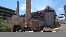 Klicke auf die Grafik für eine größere Ansicht

Name:	alte Industriebauten verschwinden zwischen Neubauten in Chania.jpg
Hits:	175
Größe:	151,0 KB
ID:	104424