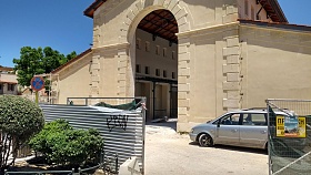 Klicke auf die Grafik für eine größere Ansicht

Name:	der linke Eingang zur Markthalle Chania 6.6.26.jpg
Hits:	171
Größe:	171,5 KB
ID:	104456